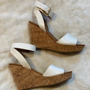 Tommy Hilfiger wedges size 10